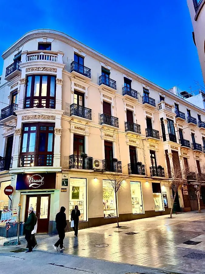 Puerta Roja 3 Bedroom Luxury Apartment Malaga