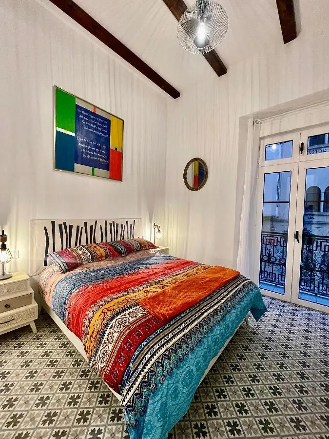 Puerta Roja 3 Bedroom Luxury Apartment Malaga